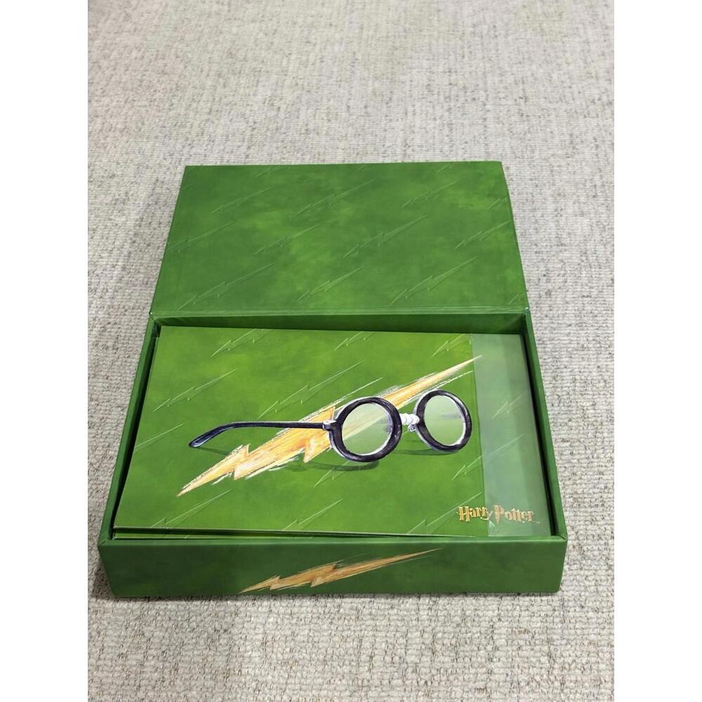 Harry Potter Note Cards Boxed Set | Green Glasses & Lightning Bolt Design - Picture 2 of 2